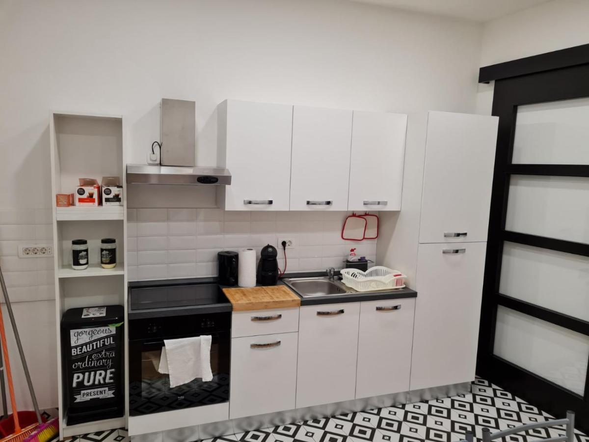 Apartman Nevenka Lägenhet Varaždin Exteriör bild